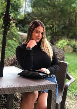 angeltits from Stockport,United Kingdom